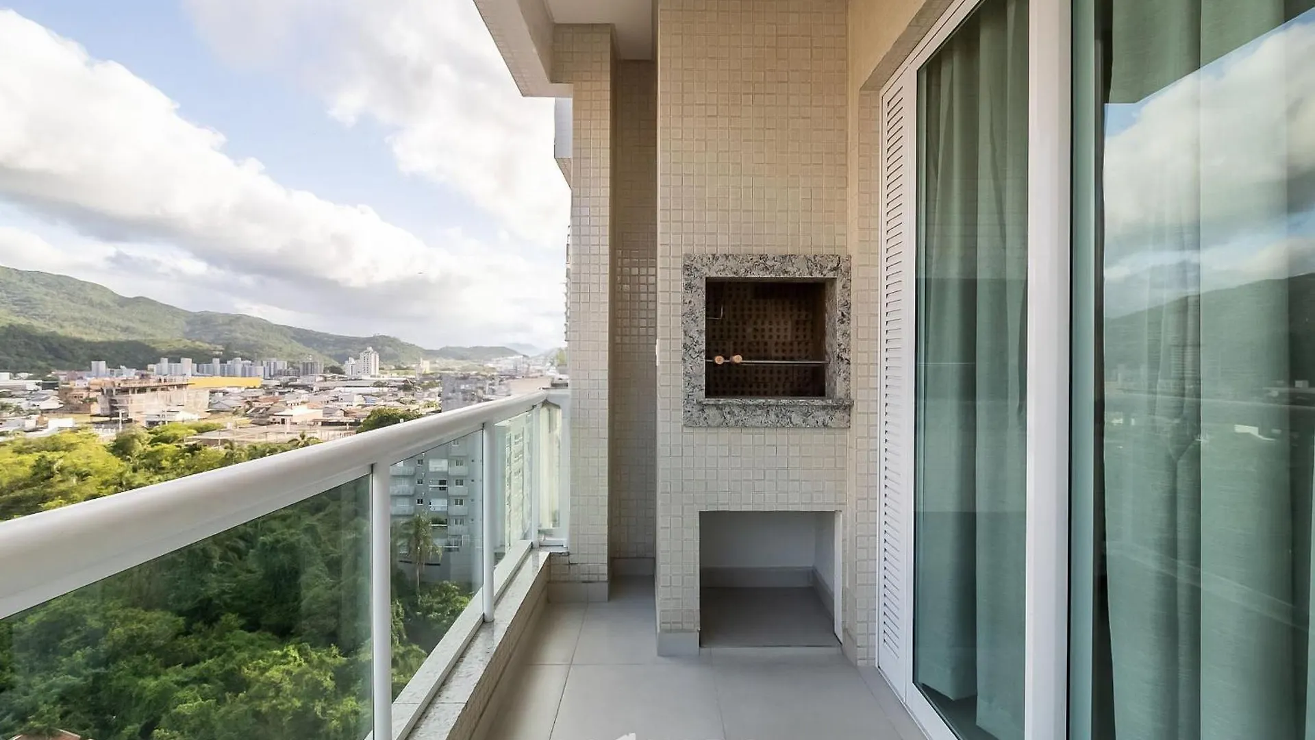 Apartamento C/ Churrasqueira 600M Da Praia Etp1002 location